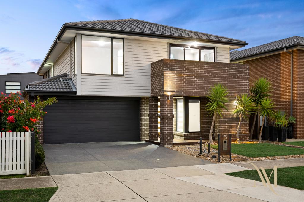 5 Daffodil Dr, Keysborough, VIC 3173