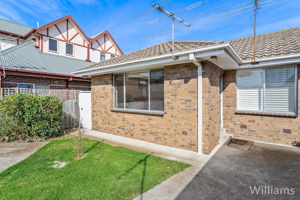 8/31 Bradley St, Newport, VIC 3015