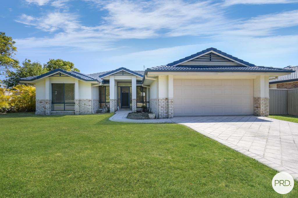 13 Suffolk Pde, Pottsville, NSW 2489