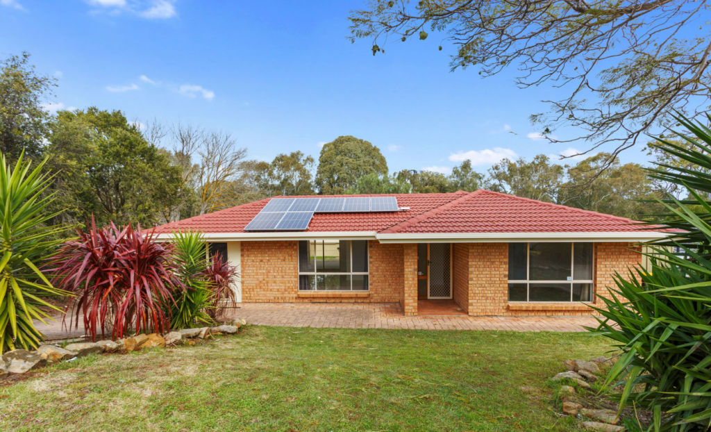 15 Aish Ct, Woodcroft, SA 5162