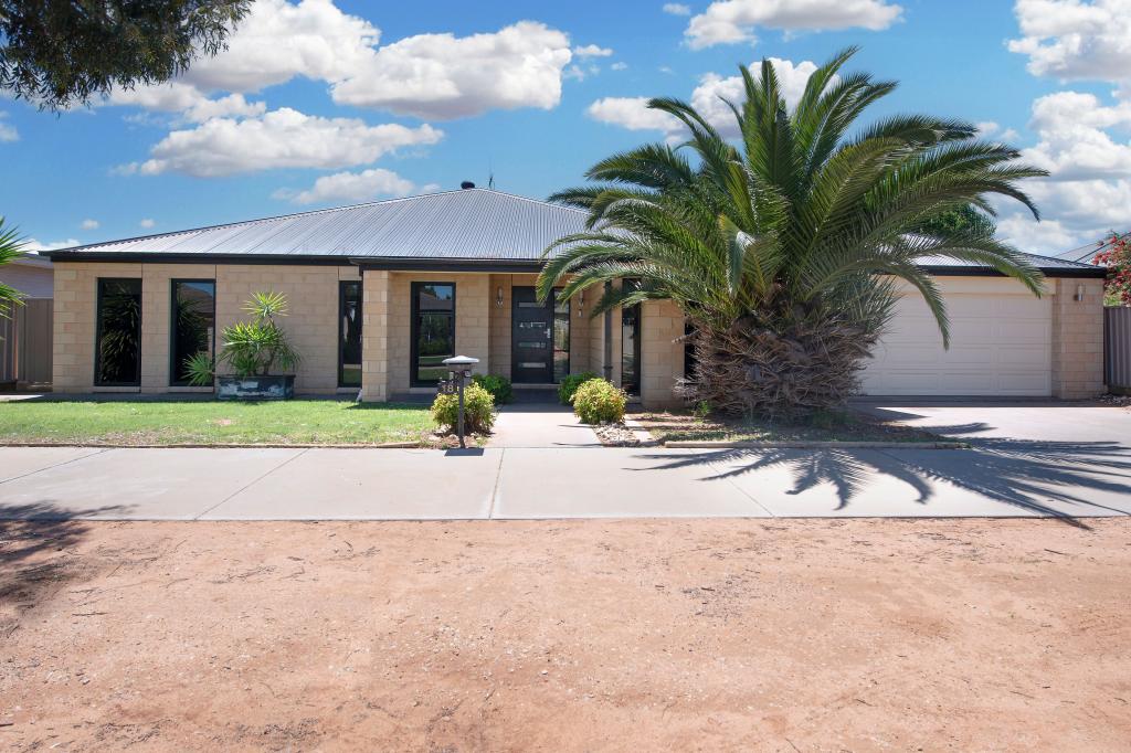 18 Dumosa Dr, Swan Hill, VIC 3585