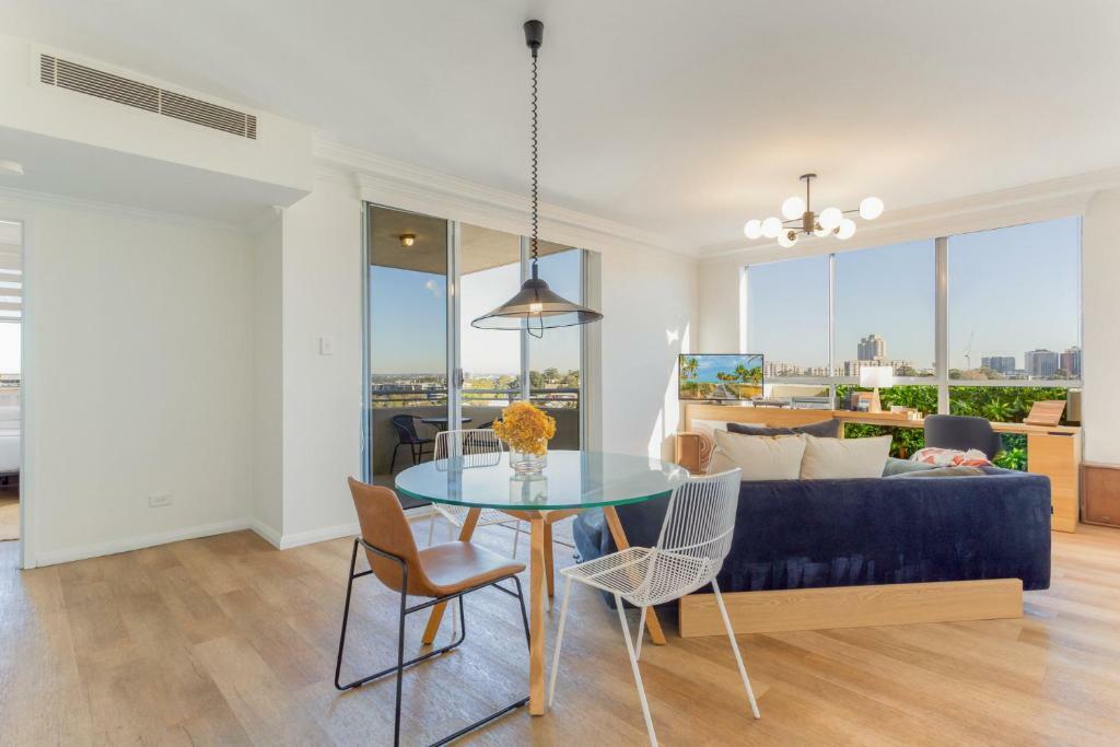247/806 Bourke St, Waterloo, NSW 2017