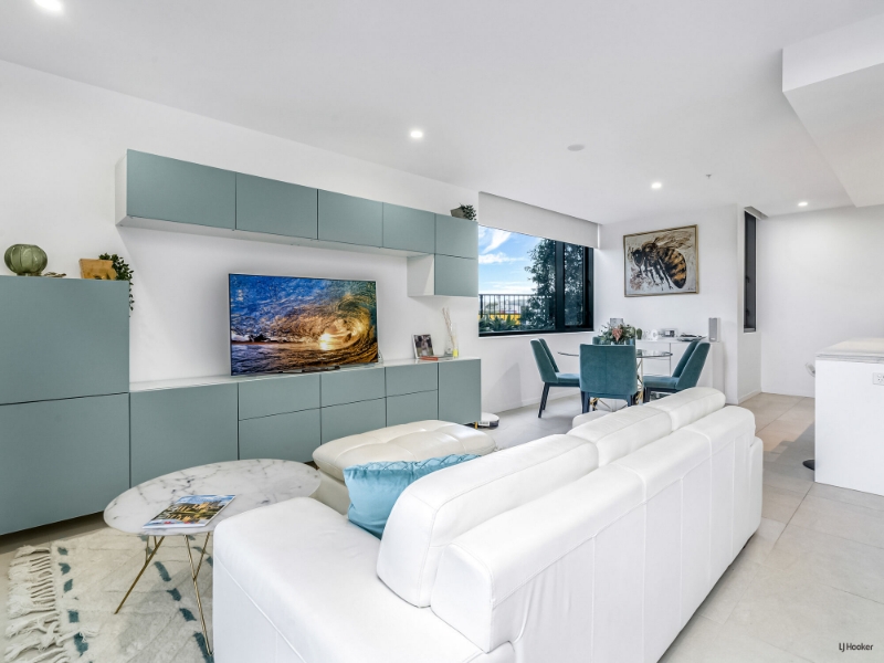 4/20 EXECUTIVE DR, BURLEIGH WATERS, QLD 4220