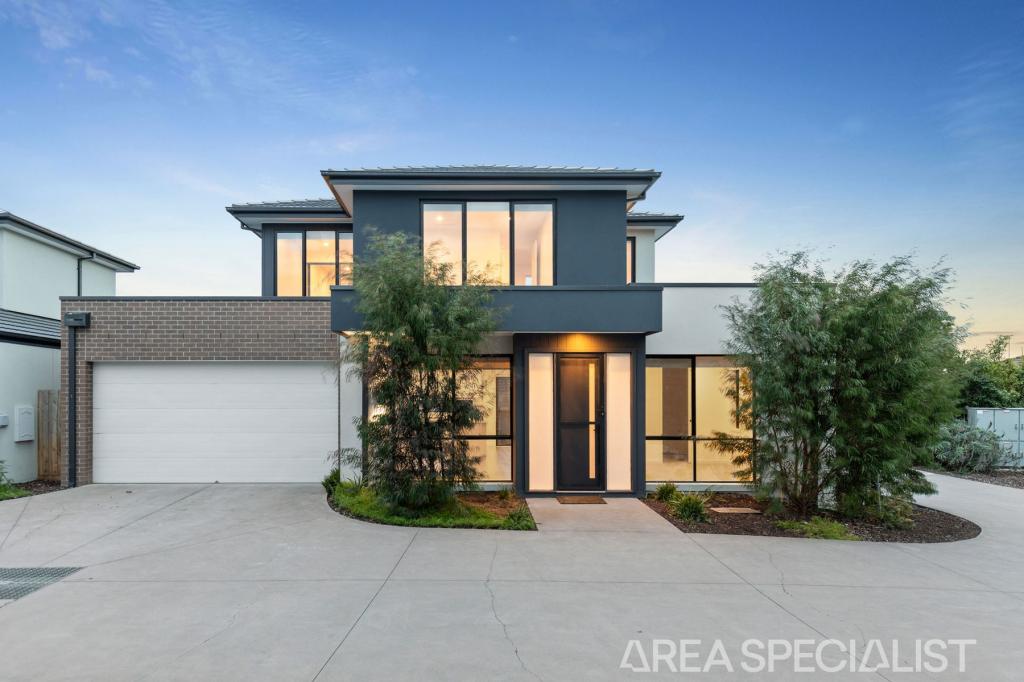 1/1 VINNYS CT, LANGWARRIN, VIC 3910