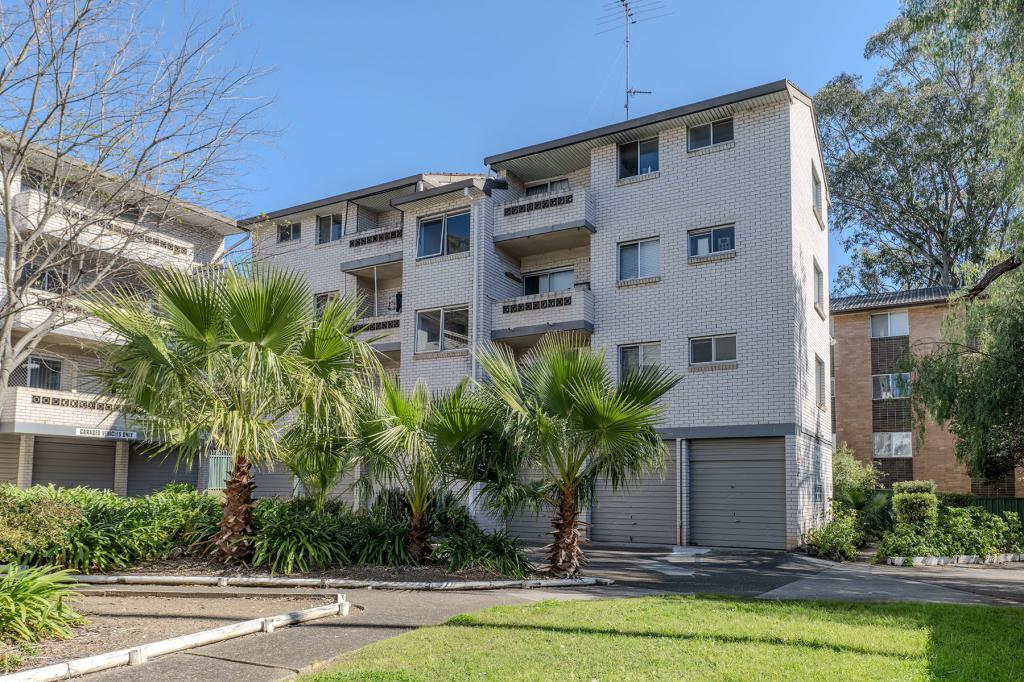 2/132 LETHBRIDGE ST, PENRITH, NSW 2750