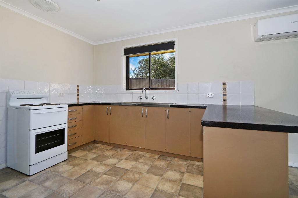 2/409 GRIFFITH RD, LAVINGTON, NSW 2641