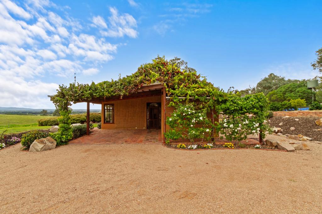 50 Locks Rd, Boisdale, VIC 3860