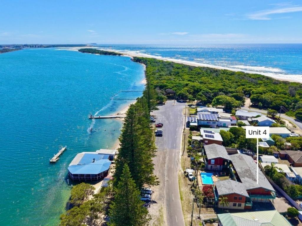 4/89-91 Main St, Manning Point, NSW 2430