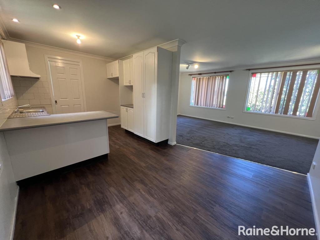 12 Laurel Ave, Orange, NSW 2800