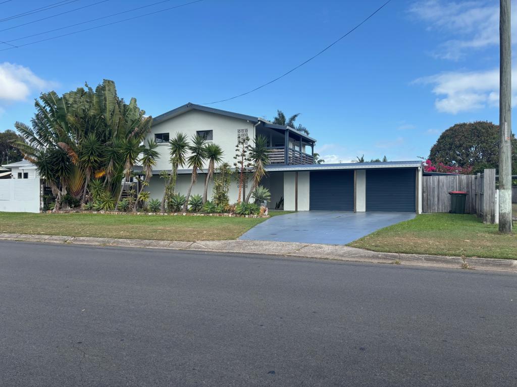 99 Pulgul St, Urangan, QLD 4655