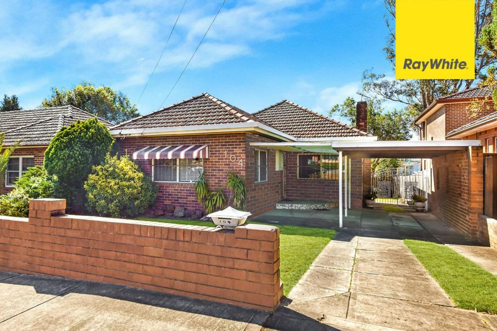 104 HANNANS RD, RIVERWOOD, NSW 2210