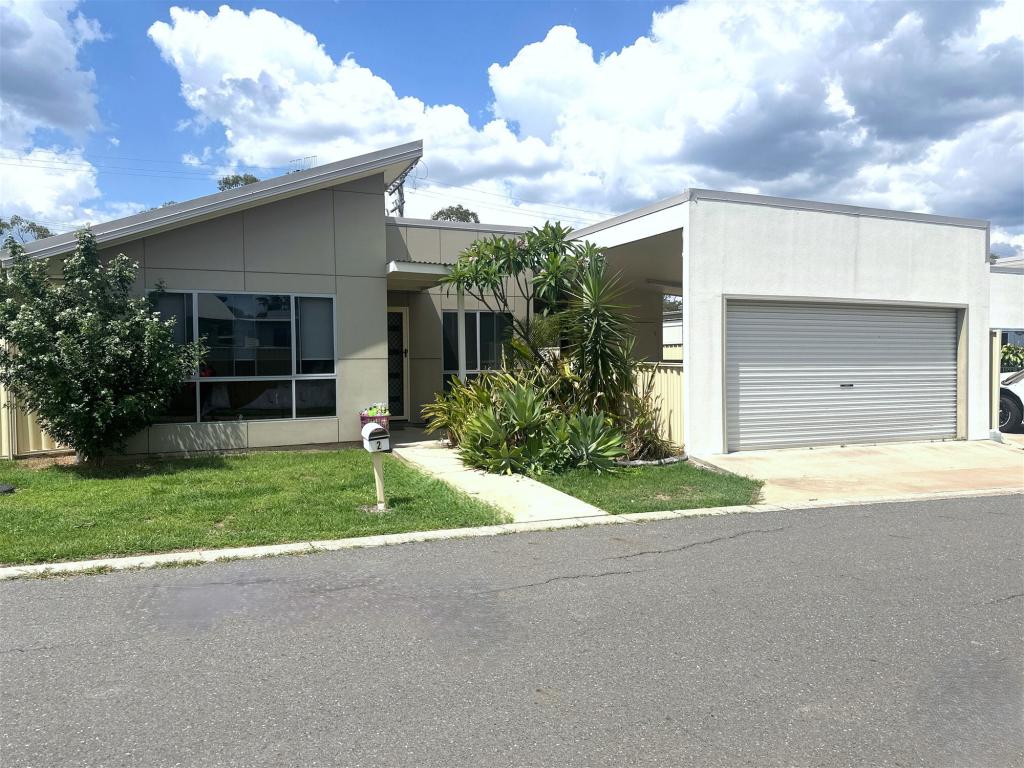 2/73 Centenary Dr Nth, Middlemount, QLD 4746