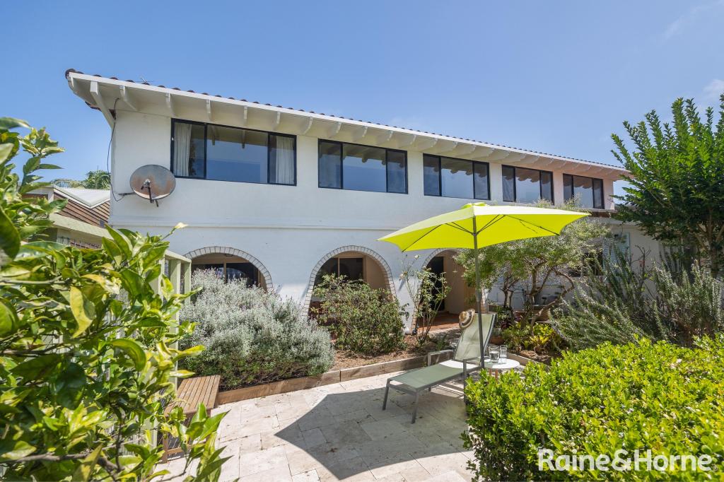 8 Manning Ave, Narrawallee, NSW 2539