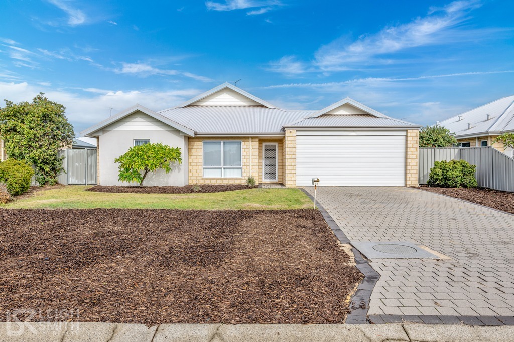 36 Nairn Rd, Coodanup, WA 6210