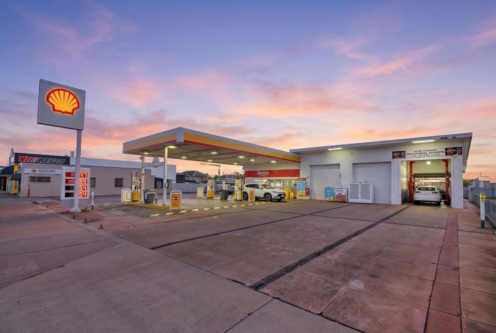 63-65 Byrnes St, Mareeba, QLD 4880