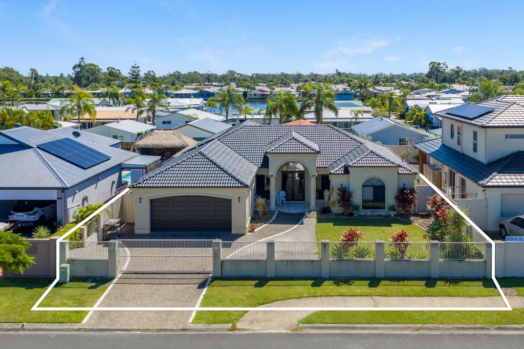 18 Costa Del Sol Ave, Coombabah, QLD 4216