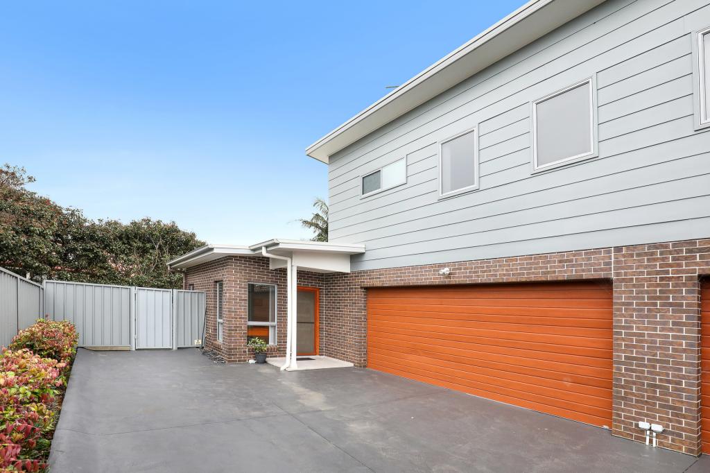 4/25 Devonshire Cres, Oak Flats, NSW 2529