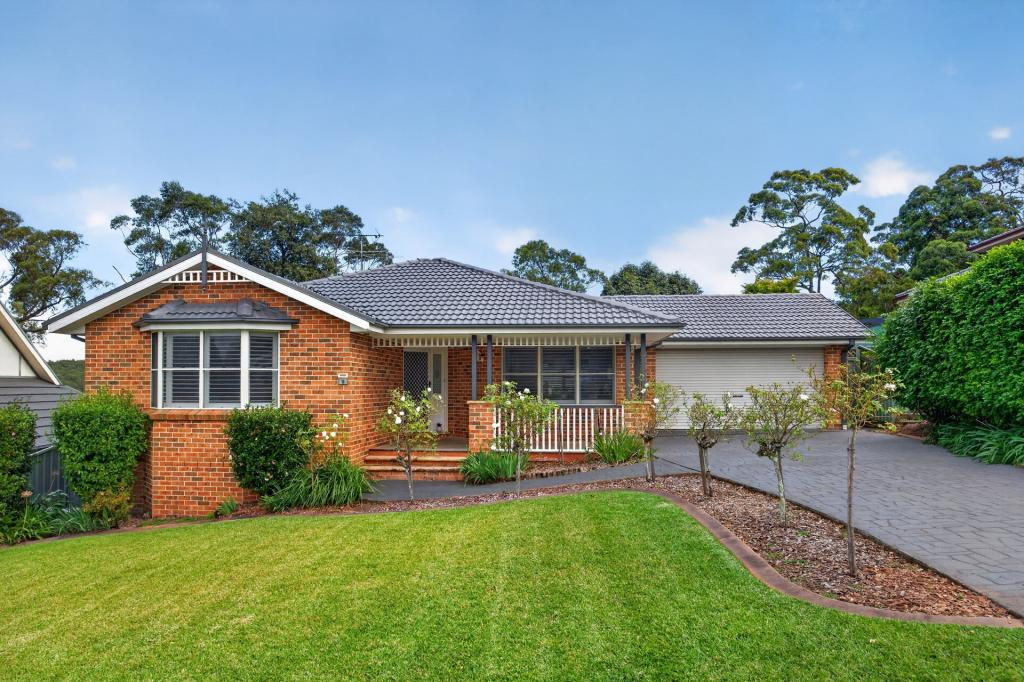 19 Pinecrest St, Winmalee, NSW 2777