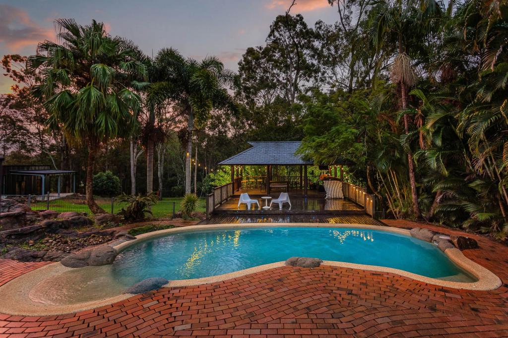 41 Winderadeen Dr, Highland Park, QLD 4211