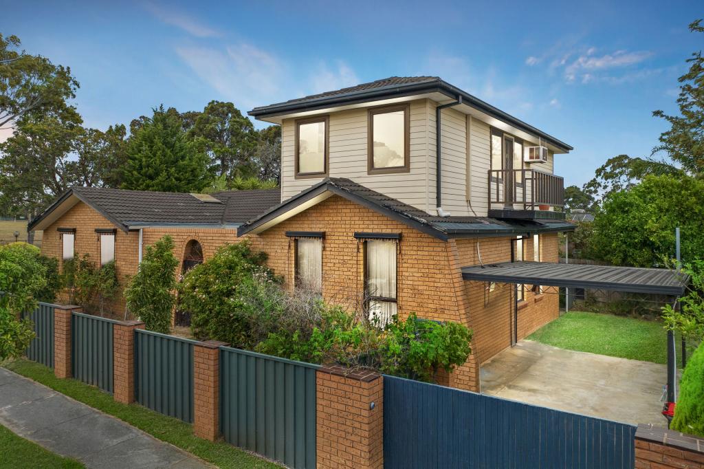 9 CHANCELLOR DR, WHEELERS HILL, VIC 3150