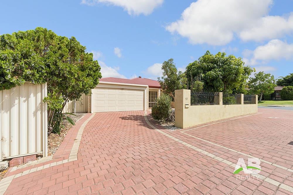 17 Griffiths Rd, Sinagra, WA 6065