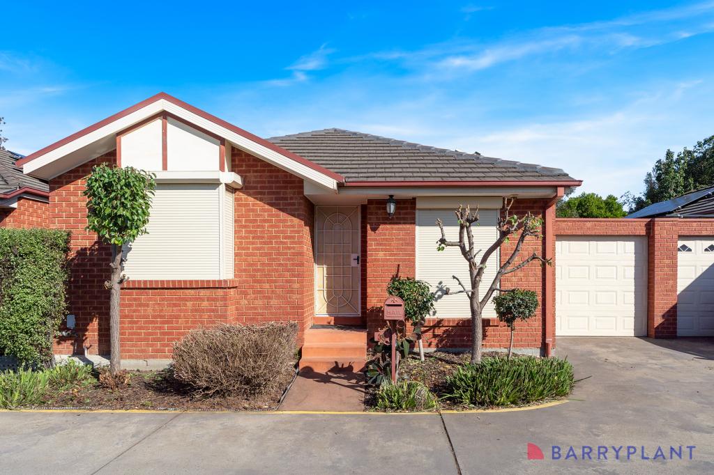35 Elinda Pl, Reservoir, VIC 3073