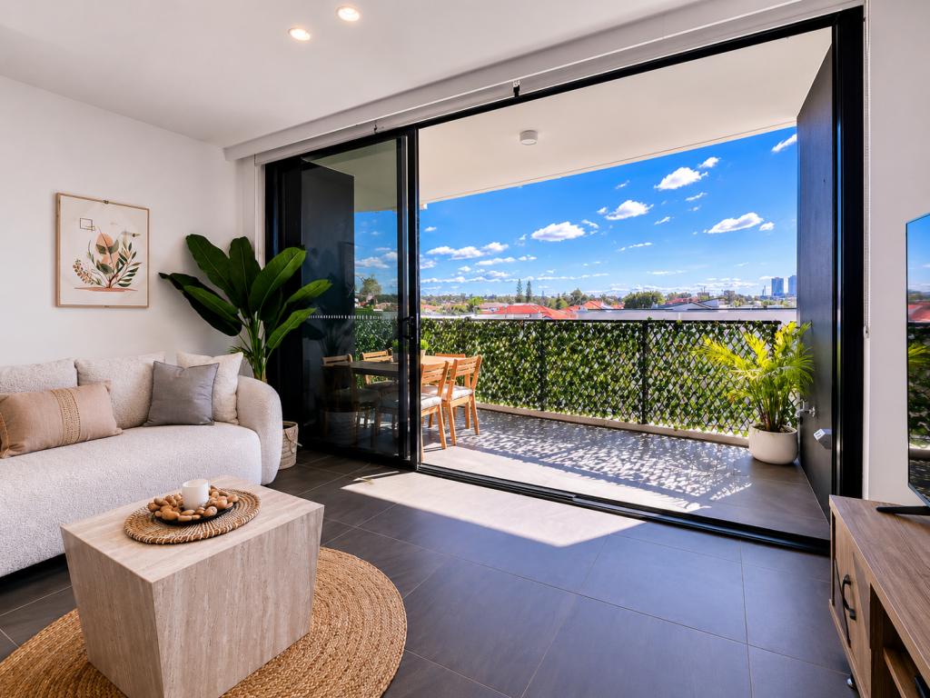 305/28 Dalpura St, Surfers Paradise, QLD 4217