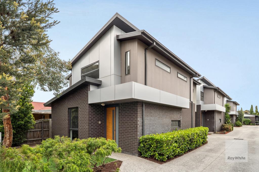 1/4 Essex St, Pascoe Vale, VIC 3044