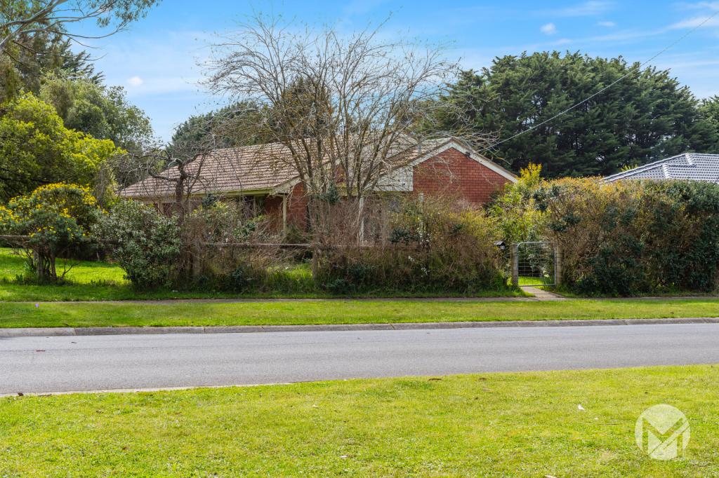 28 Kathryn St, Romsey, VIC 3434