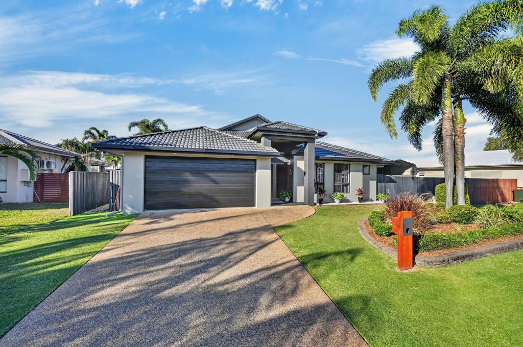 4 Fitzallan St, Bushland Beach, QLD 4818