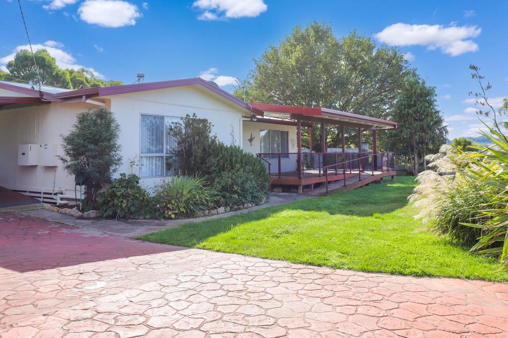 43-45 Plunkett St, Bombala, NSW 2632