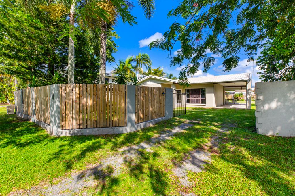 11 Sandra Cl, Trinity Park, QLD 4879