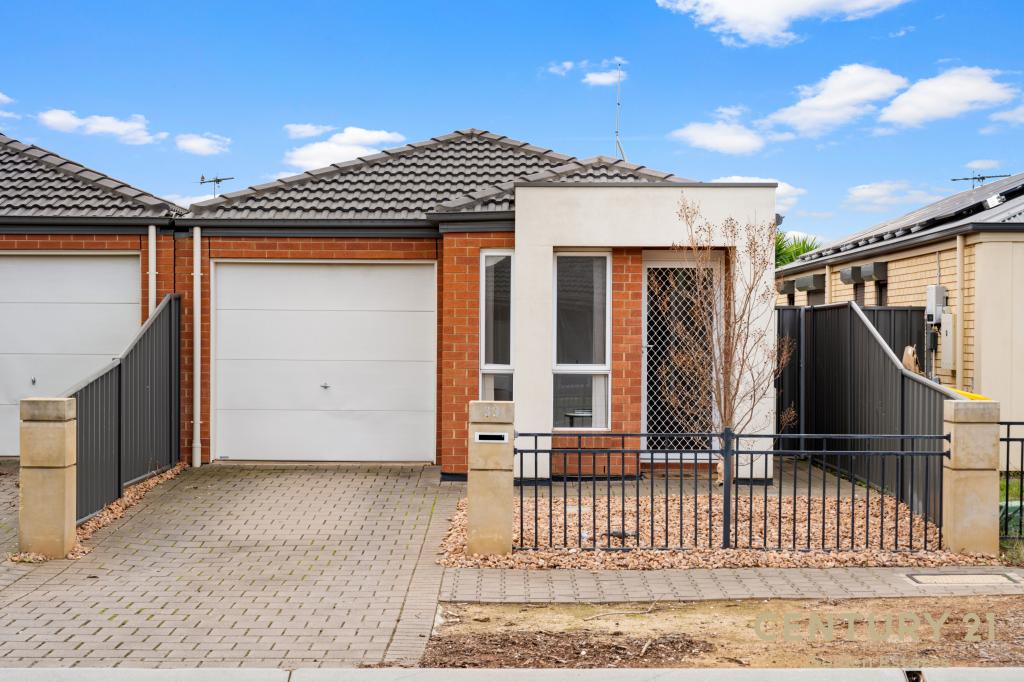 33 LONSDALE CRES, ANDREWS FARM, SA 5114