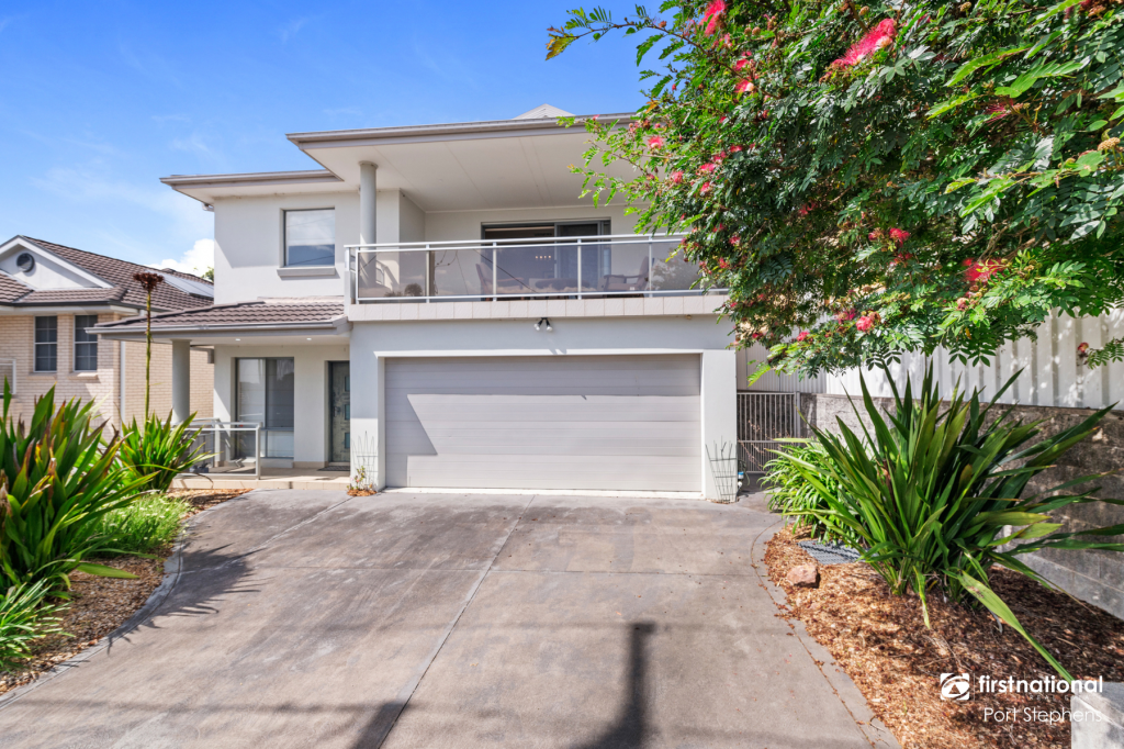 2C MOOROOBA CRES, NELSON BAY, NSW 2315