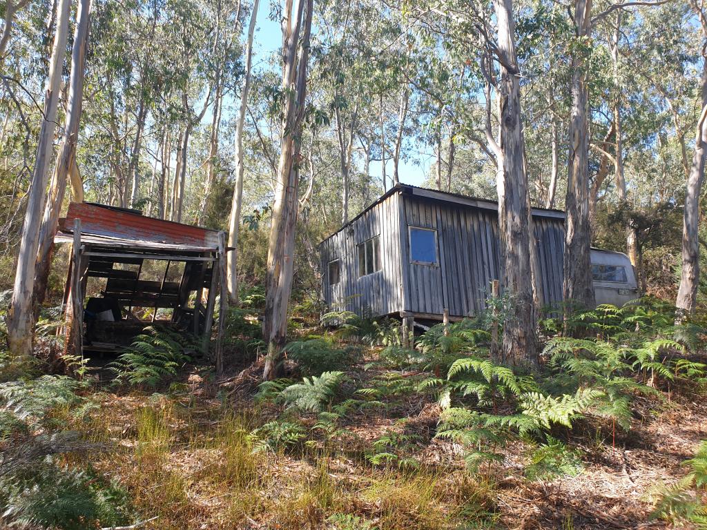 70 BRITTAINS RD, GARDEN ISLAND CREEK, TAS 7112