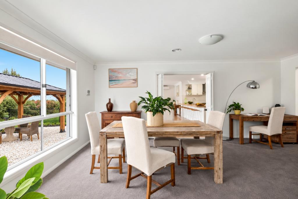 11 Lavis Rd, Bowral, NSW 2576