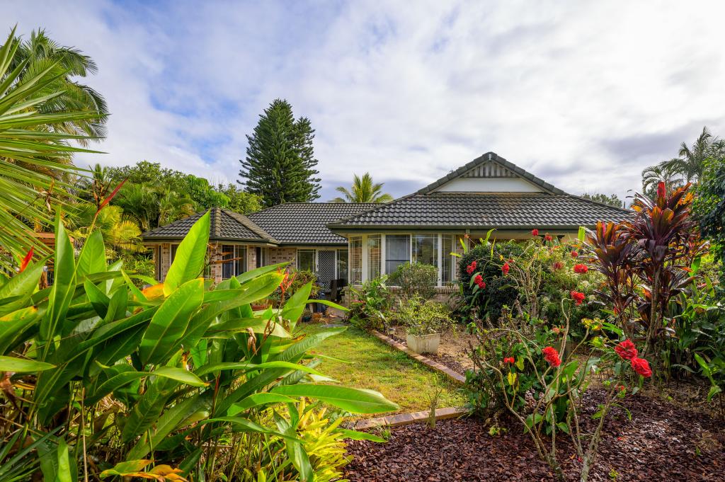19 Vanguard Ct, Cooloola Cove, QLD 4580