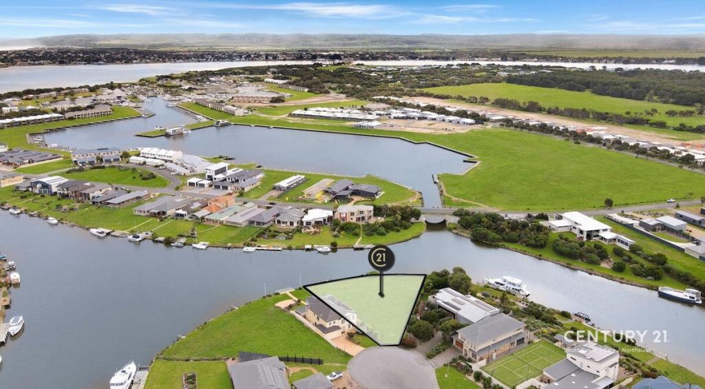 106 BRITANNIA PDE, HINDMARSH ISLAND, SA 5214