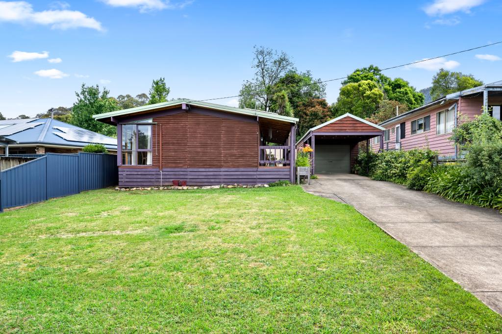 6 Baker St, Tawonga South, VIC 3698