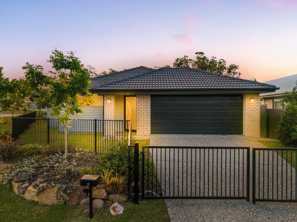 8 Elder Pde, Collingwood Park, QLD 4301