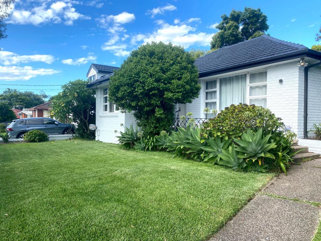 1 Waldo Cres, Peakhurst, NSW 2210