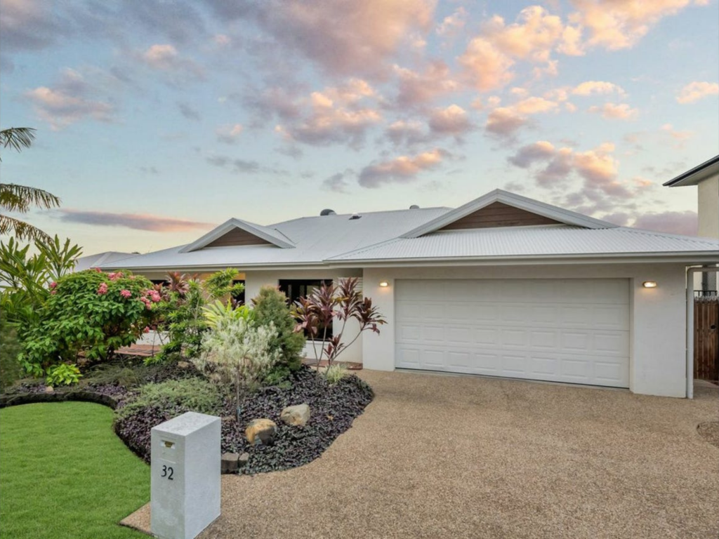 32 Timbury Way, Mount Louisa, QLD 4814