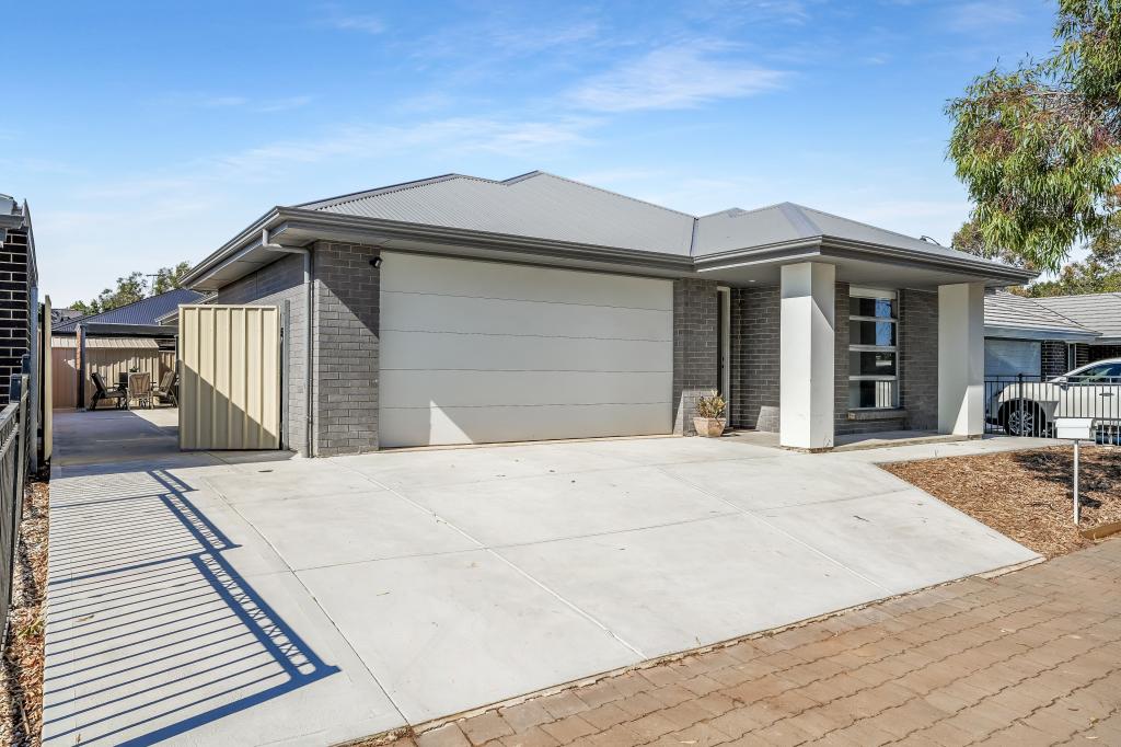 4 Scarlet Ave, Munno Para, SA 5115