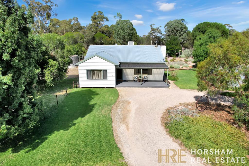 308 HUTCHINSONS RD, QUANTONG, VIC 3401