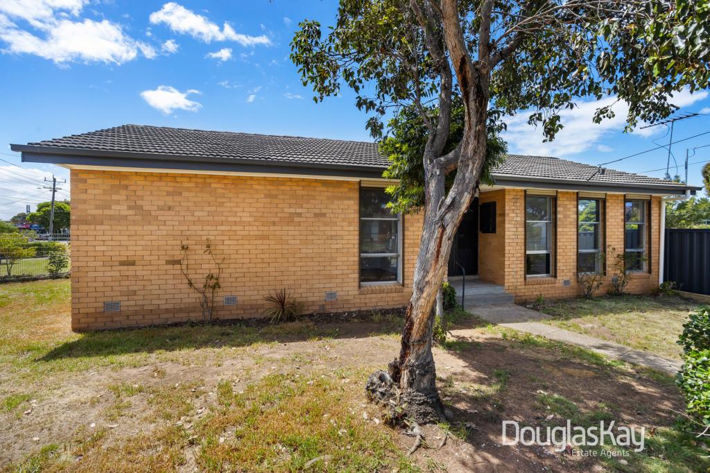 17 Talintyre Rd, Sunshine West, VIC 3020