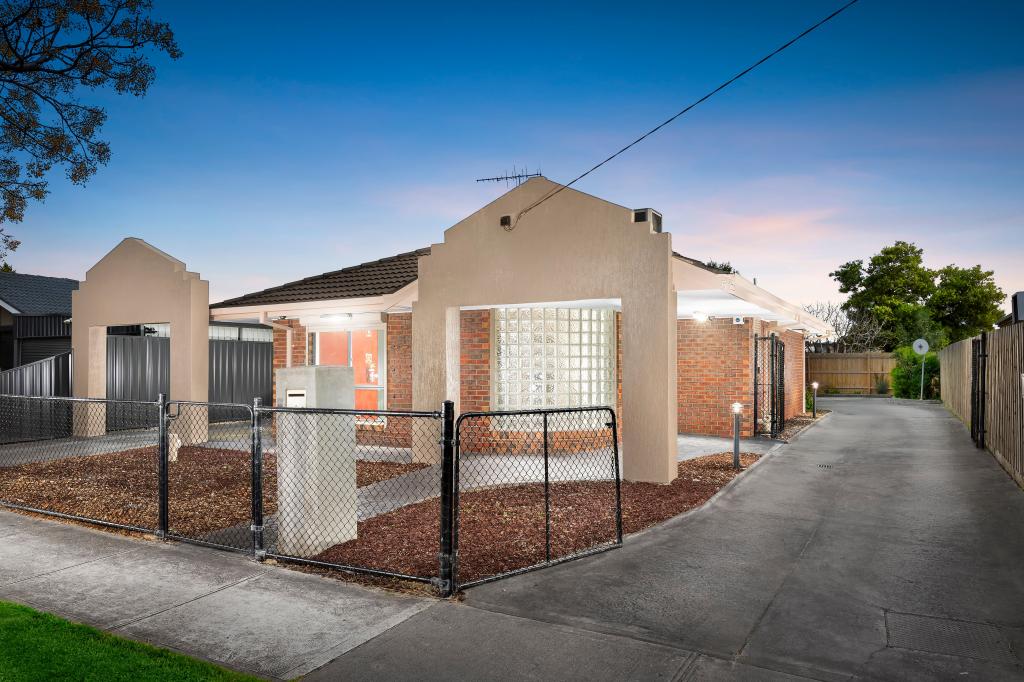 51 Pindari Ave, Mill Park, VIC 3082