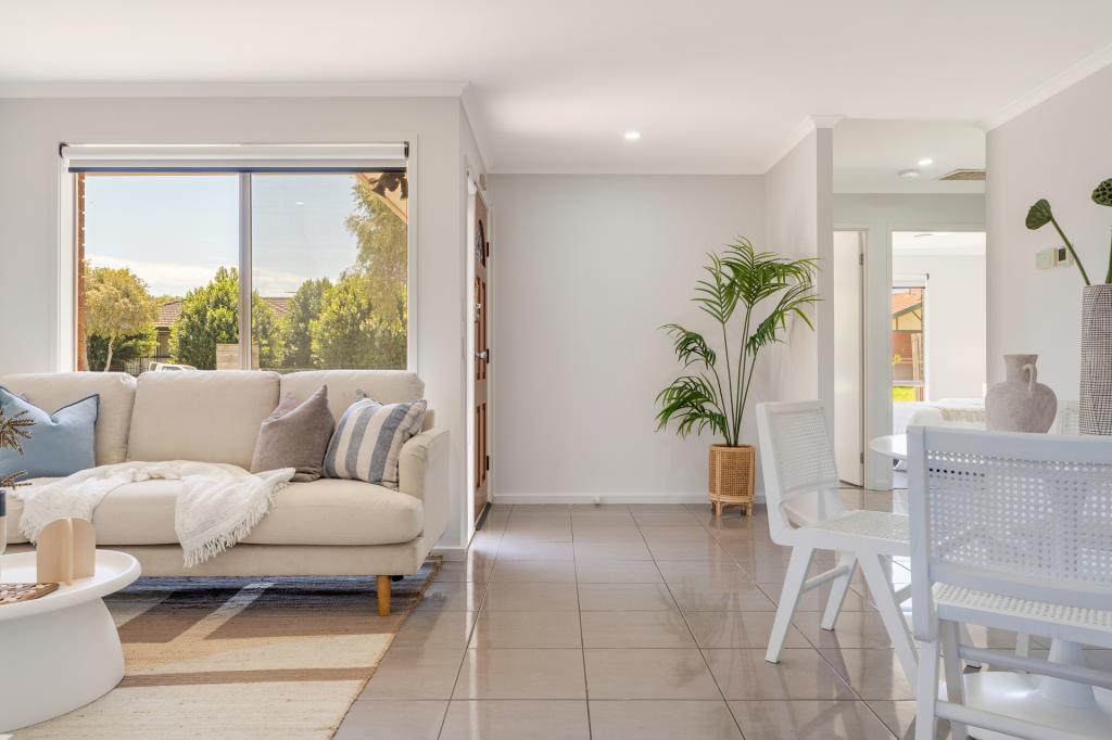 79 Abercarn Ave, Craigieburn, VIC 3064