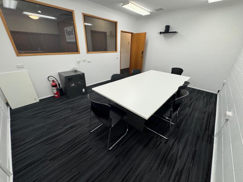Office 2 At 4/4 Island Dr, Cannonvale, QLD 4802