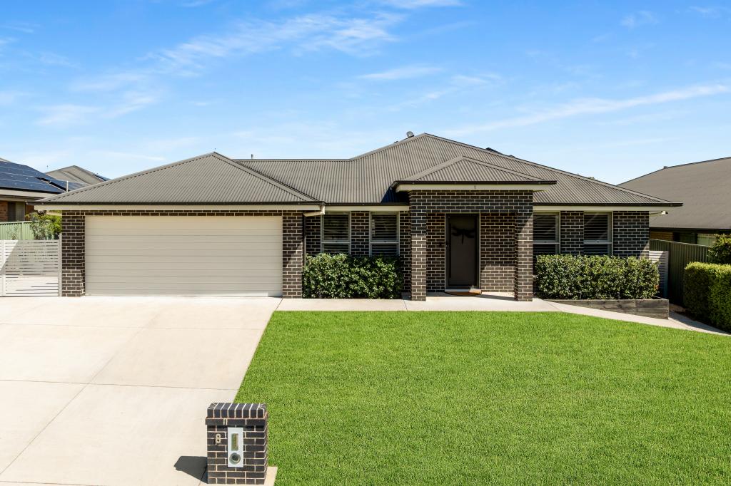 8 Mclean St, Windradyne, NSW 2795