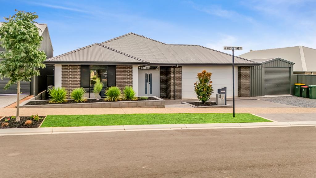 4 Heseltine Cct, Gawler South, SA 5118